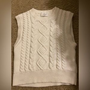 Aritzia Wilfred sweater vest